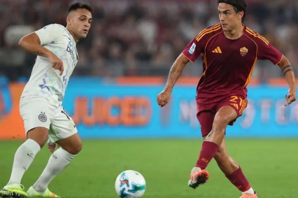 Inter venció a Roma y se subió a la cima de la Serie A