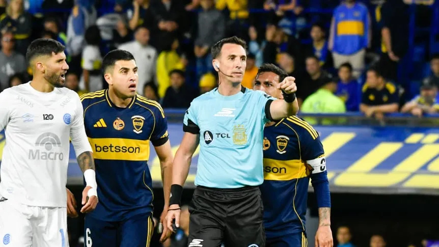La bronca de Battaglia por el arbitraje frente a Belgrano: “Dovalo no dialoga