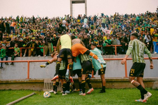Aldosivi le ganó a Huracán y se ilusiona con seguir en Primera