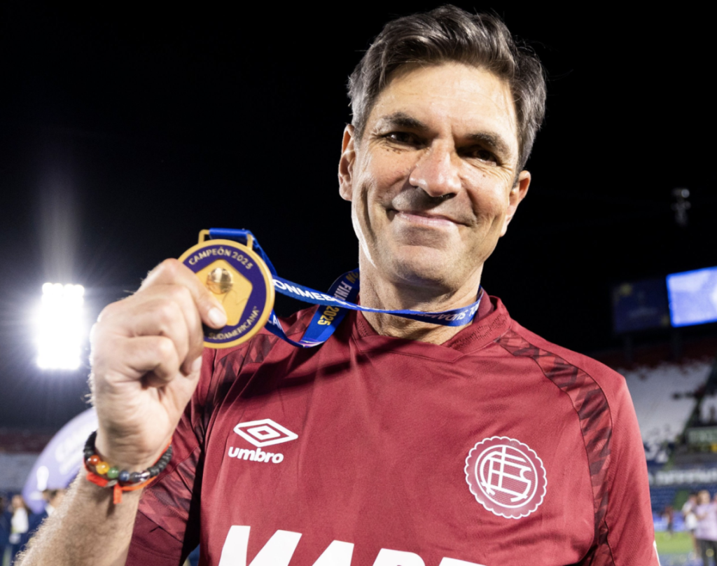 Pellegrino tras la consagración de Lanús: “Hemos hecho una gran copa”