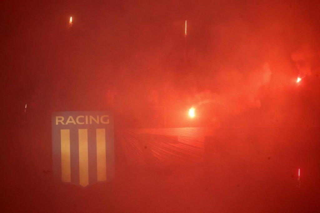 La dura sanción que recibió Racing por el recibimiento a Flamengo