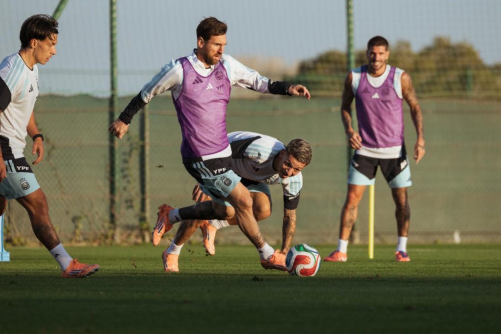 La selección Argentina realizó su segundo entrenamiento pensando en Angola