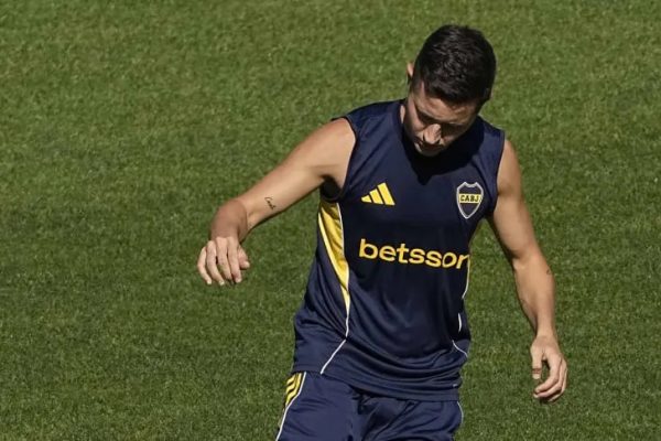 Ander Herrera entrenó diferenciado y encendió las alarmas en Boca