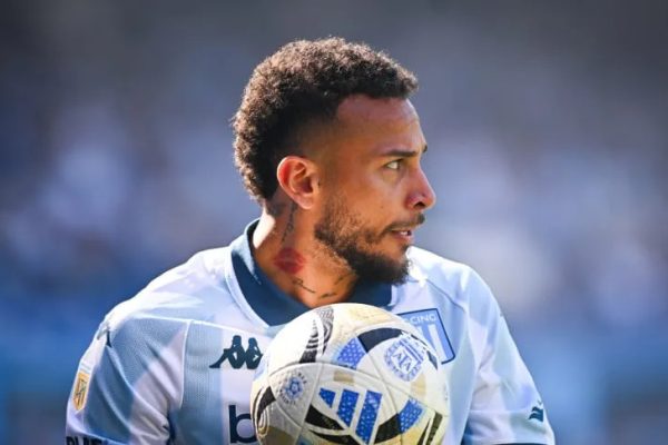 Costas recupera soldados para recibir a River