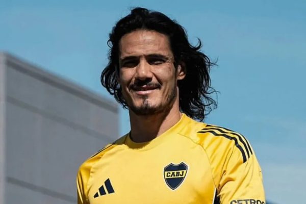 Cavani evolucionó favorablemente y será convocado para el duelo ante River