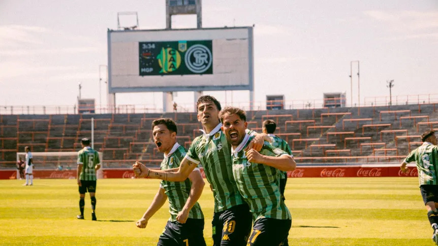 Aldosivi derrotó a Independiente Rivadavia y sueña con la permanencia