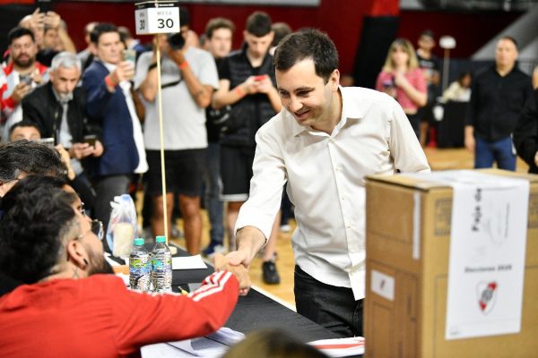 En una elección récord, Di Carlo se convirtió en nuevo presidente de River