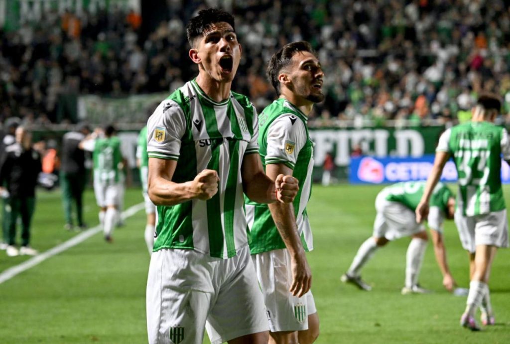 Banfield venció a Lanús y se quedó con el clásico del Sur