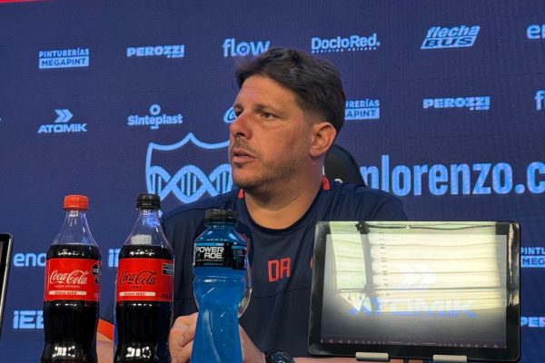 Ayude y el recuerdo a Russo por haber clasificado a los playoffs a San Lorenzo