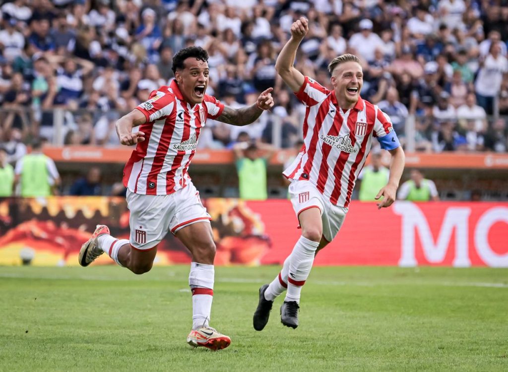 Estudiantes venció a Gimnasia en el Bosque y se metió en la final del Clausura