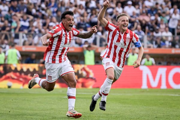 Estudiantes venció a Gimnasia en el Bosque y se metió en la final del Clausura