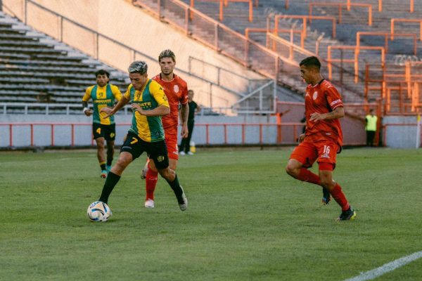 Aldosivi y Barracas Central aburrieron a todos en Mar del Plata
