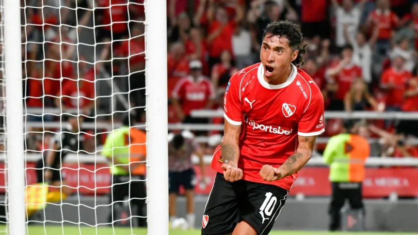 Independiente visita a Newell`s en busca de su primera alegría