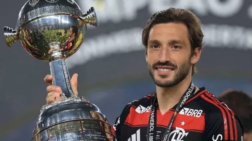 Viña cada vez más cerca de ser el tercer refuerzo de River