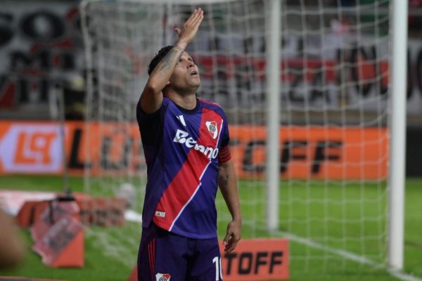 Con un gol agónico, River venció con lo justo a Ciudad Bolívar