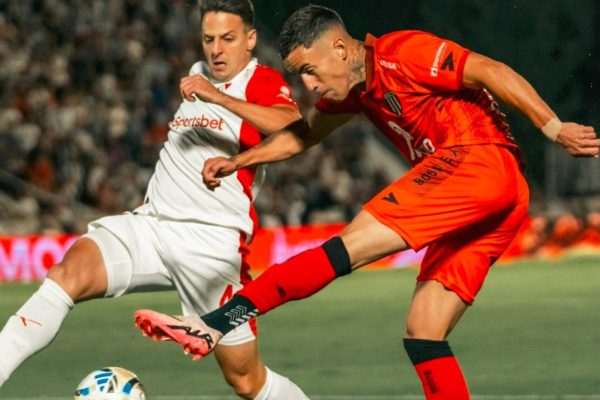 Independiente igualó ante Gimnasia de Mendoza y sigue irregular