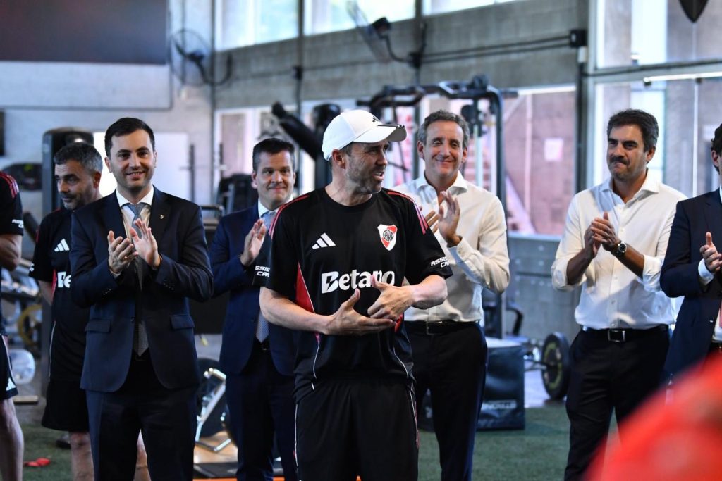 Las cuatro bajas que tendrá Coudet para su debut ante Huracán