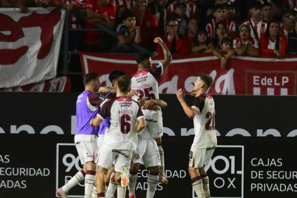 Lanús cantó victoria ante Estudiantes y quedó a tiro de la zona de playoff