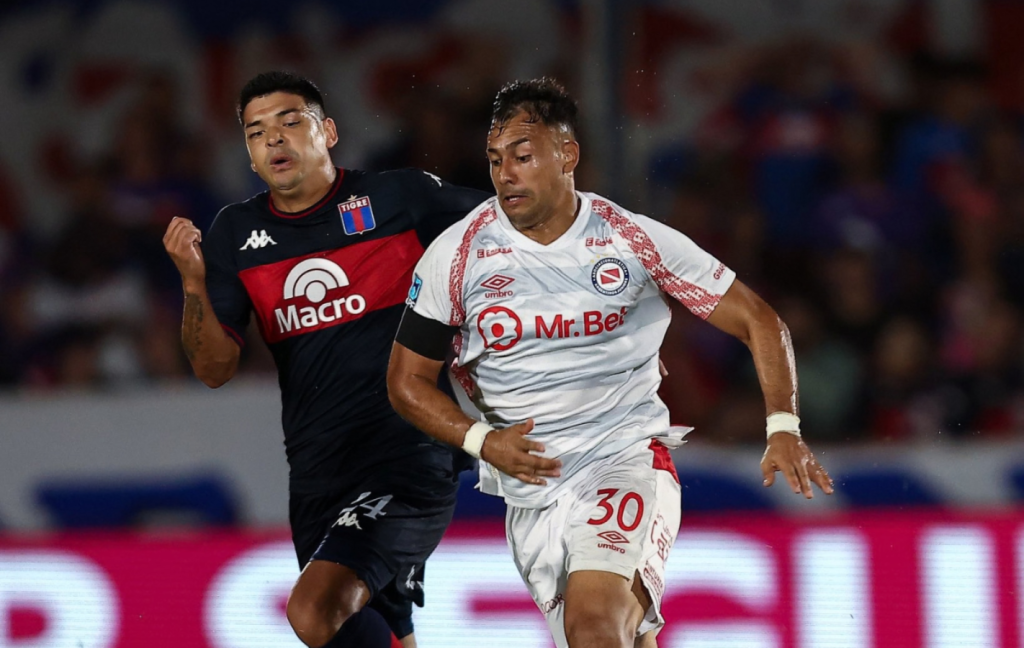 Tigre y Argentinos no salieron del empate en Victoria