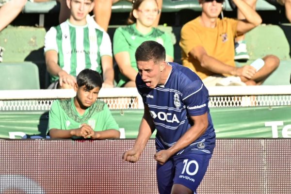 Gimnasia venció a Banfield y quedó a tiro de la cima de la Zona B