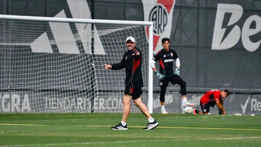 El equipo que pondría Coudet en su estreno ante Huracán