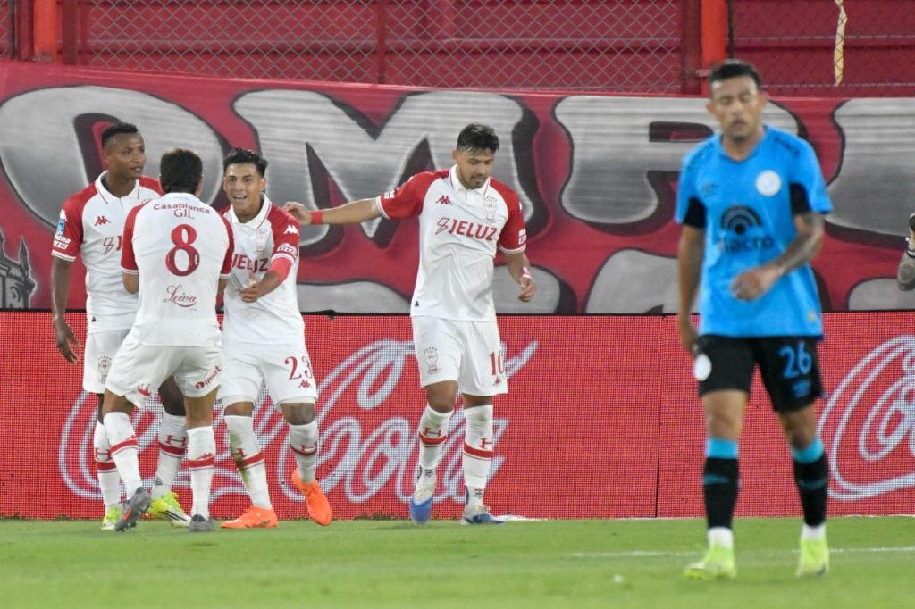 Huracán ganó y dejo sin invicto a Belgrano