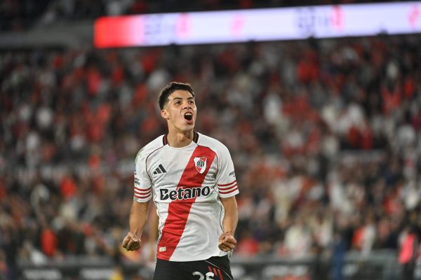 Galván tras su doblete en River: “Tenía muchas ganas de hacer un gol”