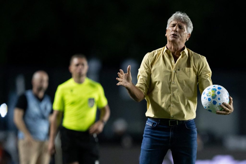 el entrenador de Vasco y varios titulares no viajarán a Argentina para el duelo vs. Barracas por Sudamericana