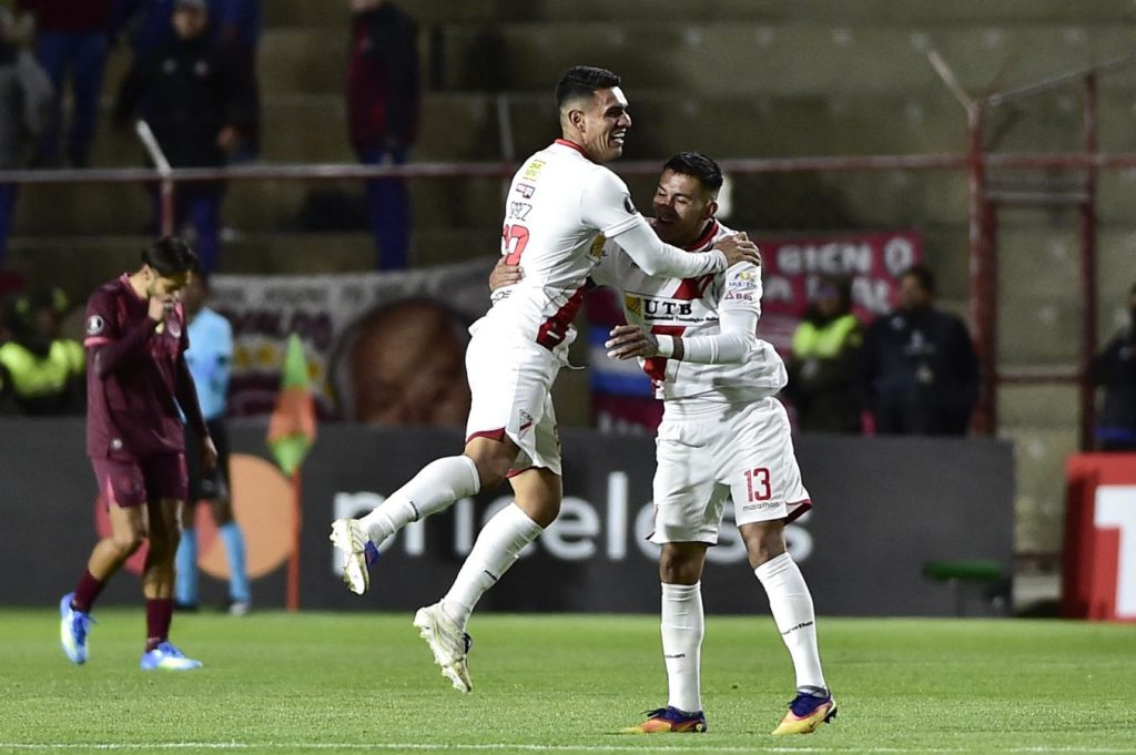 Lanús no estuvo a la altura ante ALways Ready y fue goleado