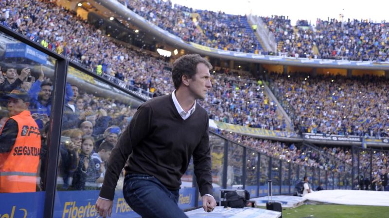 Arruabarrena llegó al país para asumir en Boca: “Estoy contento e ilusionado”