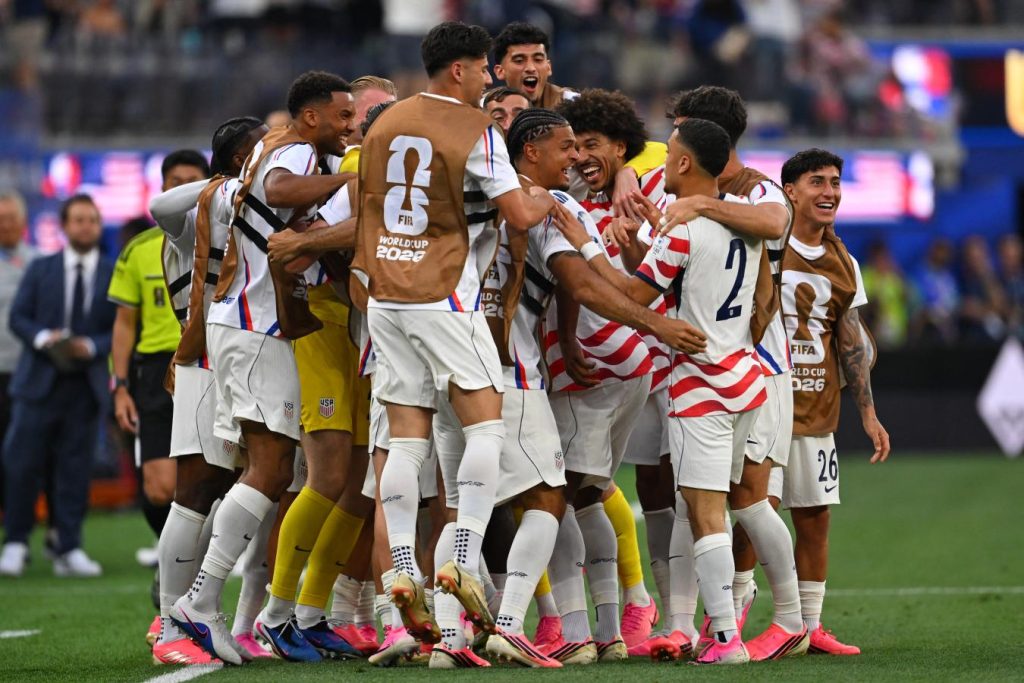 Estados Unidos arrancó con todo el Mundial y aplastó a Paraguay