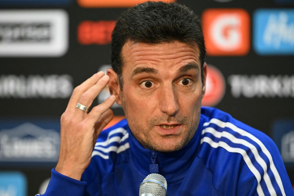 Scaloni dio detalles del reemplazante de Balerdi y habló de los lesionados
